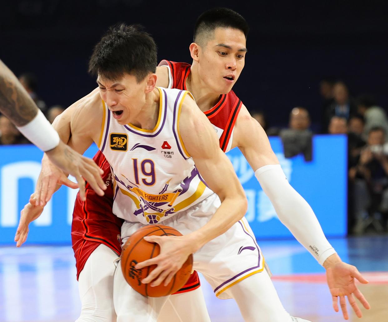 关于北京国安迎CBA季后赛关键赛；国际比赛日更衣室发声；更衣室稳定；资深球员宣示担当的信息多米体育官方网站